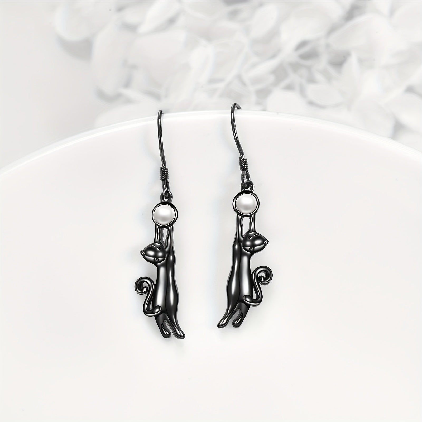 Black Cat Earring for Women Sterling Silvery Imitation Pearl Cat Dangle Earrings for Women
