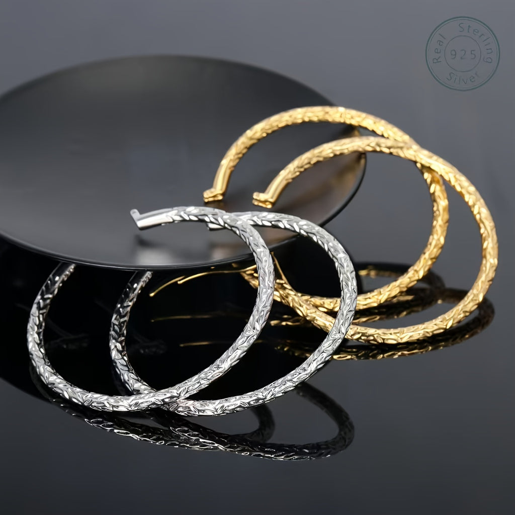 925 silver made fashionable engraved simple circle earrings, fashionable and simple, suitable for daily wear, parties, weddings, perfect gift for wife, girlfriend, family, friends, classmates, comes with a high-quality gift box