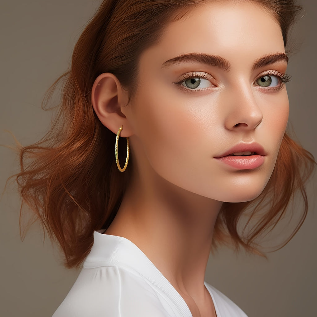925 silver made fashionable engraved simple circle earrings, fashionable and simple, suitable for daily wear, parties, weddings, perfect gift for wife, girlfriend, family, friends, classmates, comes with a high-quality gift box